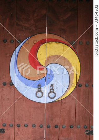 Moon, Gyeongju, Gyeongbuk 33454932