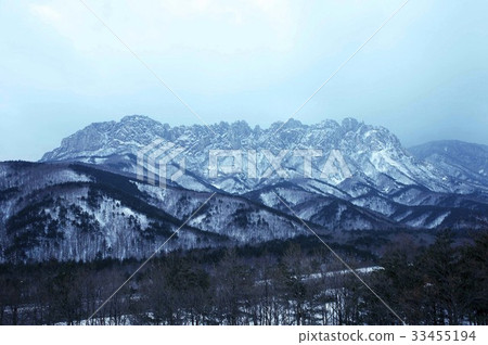 Snow, Winter, Ulsan Rock, Seoraksan, Sokcho, Gangwon-do 33455194
