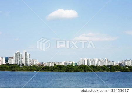 Yongsan-gu, Han River, Seoul 33455617