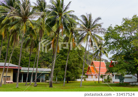 Territory of complex of Buddhist Temple 33457524