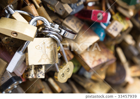 Love padlocks on the bridge Pont des Arts Love padlocks on the bridge Pont des Arts 33457939