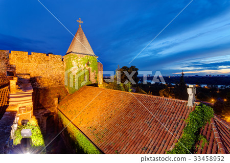 Belgrade fortress 33458952