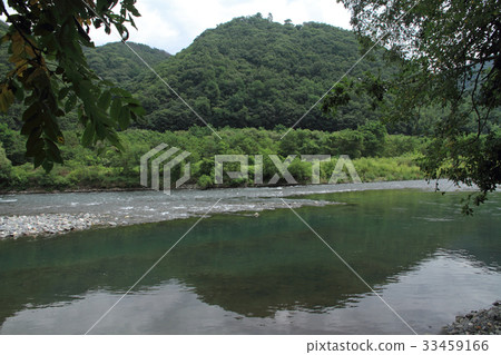 Kamogawa near the passing mark of Kumakura Kamogawa near the passing mark of Kumakura 33459166