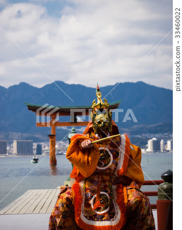 Maiden's Dance Itsukushima Shrine 33460022