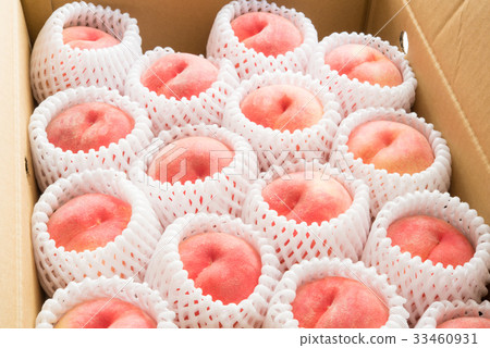 Packed peaches Packed peaches 33460931