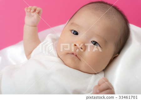 1 month old baby 33461701