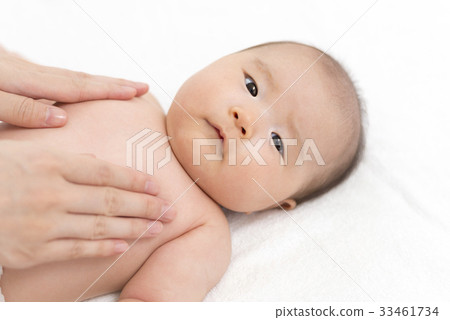 Baby massage Baby massage 33461734