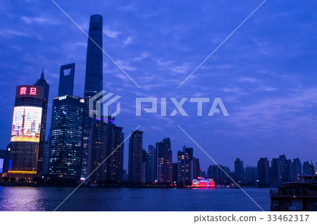 上海夜景,金融區,外灘的夜晚 上海夜景,金融區,外灘的夜晚 33462317