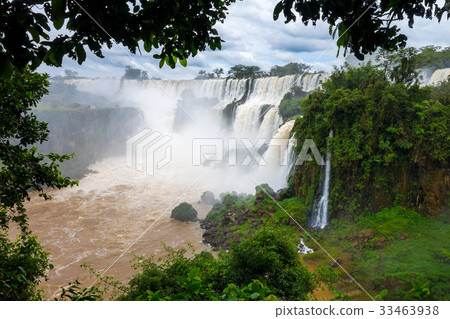 iguazu falls iguazu falls 33463938