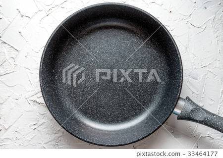 Aluminum frying pan with non-stick coating on Aluminum frying pan with non-stick coating on 33464177