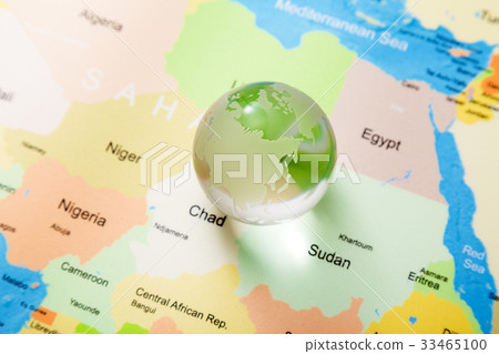 Map and the Earth Global Image Map and the Earth Global Image 33465100