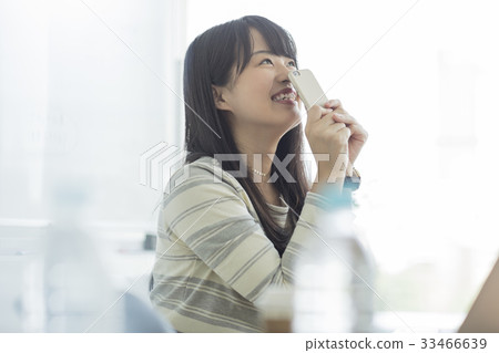 Business woman Business woman 33466639
