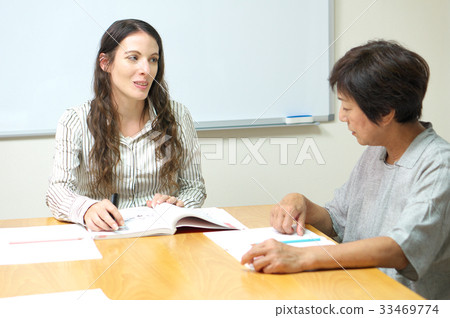 Senior English Conversation Class 33469774