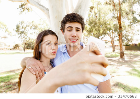 Young couple in the park 33470668
