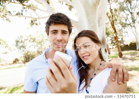 Young couple in the park 33470751