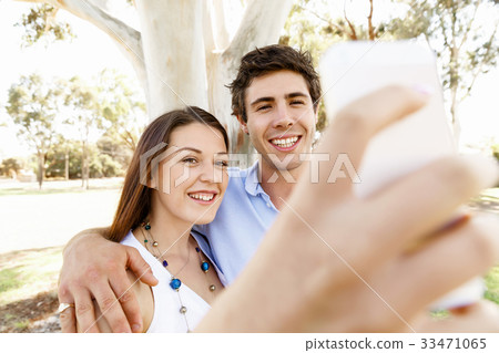 Young couple in the park 33471065