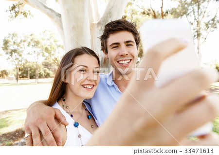 Young couple in the park 33471613