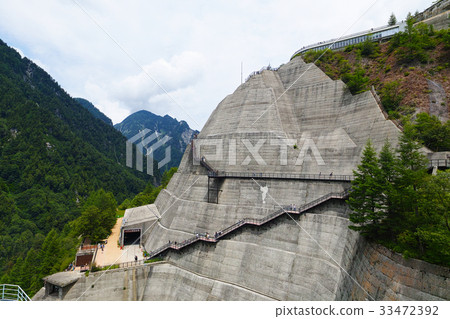 [Toyama Prefecture / Tourist Attractions] Kurobe Dam Outdoor Stairs 33472392
