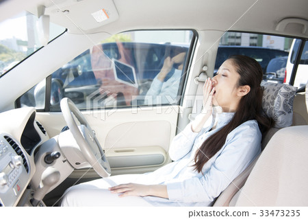 One person woman's lifestyle 33473235