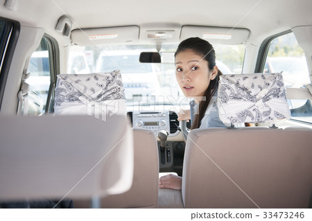 One person woman's lifestyle One person woman's lifestyle 33473246