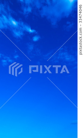 August sky and clouds (vertical) 33474046