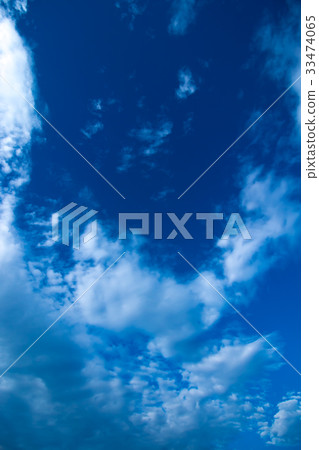 August sky and clouds (vertical) 33474065