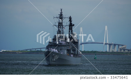 The escort ship Setogiri The escort ship Setogiri 33475641