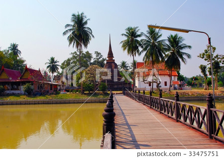 世界遺產，素可泰王朝，素可泰佛，在內戰中破壞的寺廟@廢墟公園，素可泰，泰國 33475751