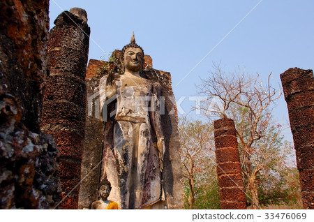 世界遺產，素可泰王朝，素可泰佛，在內戰中破壞的寺廟@廢墟公園，素可泰，泰國 33476069