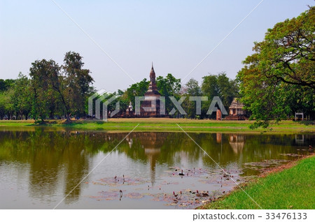 世界遺產，素可泰王朝，素可泰佛，在內戰中破壞的寺廟@廢墟公園，素可泰，泰國 33476133