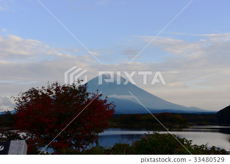 Fuji of Lake Shoin Fuji of Lake Shoin 33480529