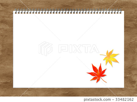 Autumn leaves and sketchbook Autumn leaves and sketchbook 33482162