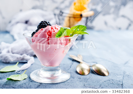 ice cream ice cream 33482368