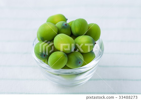 close up lotus seed in glass cup close up lotus seed in glass cup 33488273