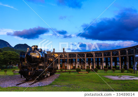 Bungo Mori Institution的Dusk和SL Bungo Mori Institution的Dusk和SL 33489014