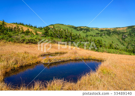 Ikedang and Aizu Komagatake Ikedang and Aizu Komagatake 33489140