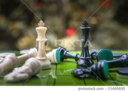 Chess business concept, leader & success Chess business concept, leader & success 33489800