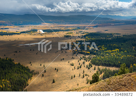 Beautiful Landscape in United State 33489872