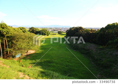 Hokokokuji Castle (summer) Hokokokuji Castle (summer) 33490738