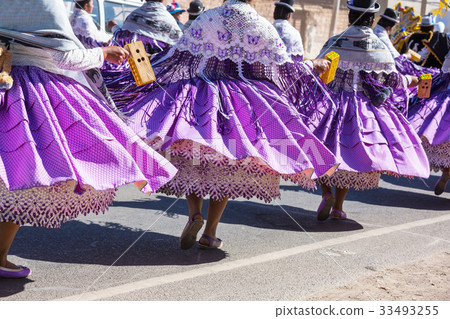 Peruvian dance Peruvian dance 33493255