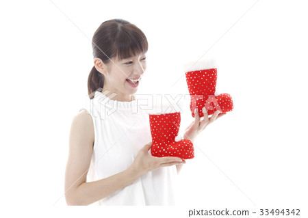 Young woman with boots 33494342