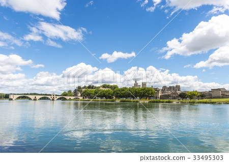 Saint-Venez bridge and Avignon 33495303