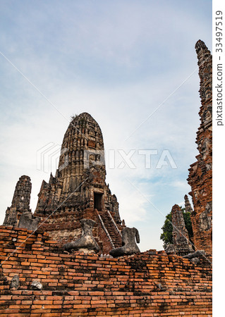Ayutthaya ruins, scenic trip of Wat Chaywatanaaraam 33497519