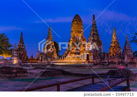 Ayutthaya ruins light up, Thai world heritage site, night view Ayutthaya ruins light up, Thai world heritage site, night view 33497713