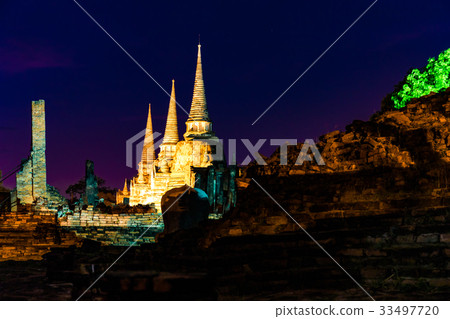 Ayutthaya ruins light up, Thai world heritage site, night view 33497720