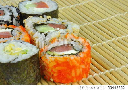 Sushi rolls mix 33498552