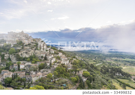 Sea of clouds and sunrise Gord Sea of clouds and sunrise Gord 33499832