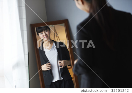 Before work 33501242