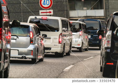 《Tokyo》Congested capital expressway 33503470