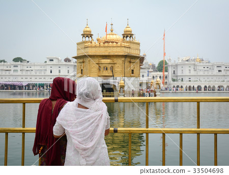 Golden Temple in Amritsar, India Golden Temple in Amritsar, India 33504698